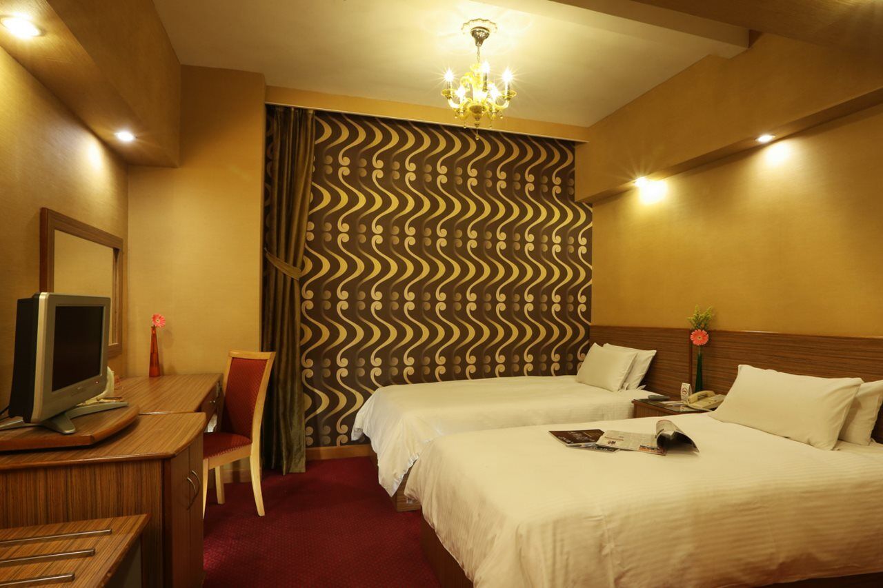 The Imperial Hotel Hong Kong Exterior photo